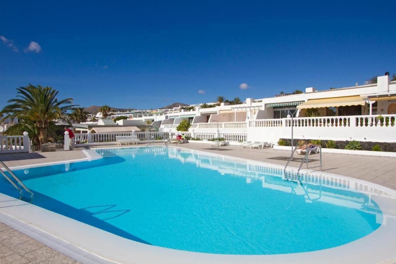 Ocean Suite Tias Exterior photo